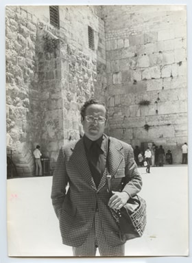 Unknown man at the Western Wall, Jerusalem.