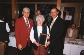 Irv and Elaine Singer, and Dan Kimmel at the 1995 Ottawa Jewish Community Foundation AGM