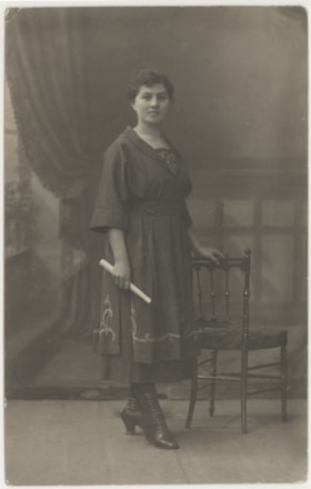 Portrait of a young woman