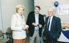 Ruth and A.J. Freiman with unidentified man at an Ottawa Jewish Community Foundation event.