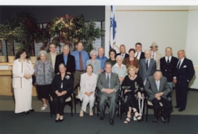Group of unidentified 2001 foundation fundholders at an Ottawa Jewish Community Foundation event.