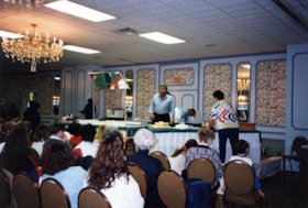 Dave Smith performing a cooking demonstration at the Ottawa Hadassah Wizo Taste of Chocolate
