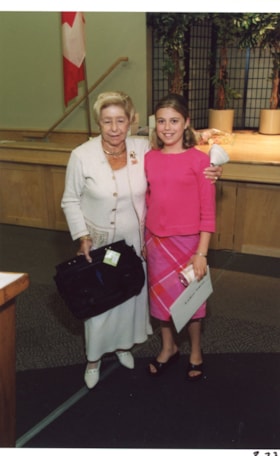 Edna Goldfarb and Leah Schweitzer at an Ottawa Jewish Community Foundation event.