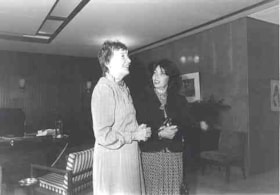 Members of Ottawa Hadassah Wizo in the Mayor's office.