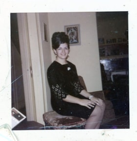 Portrait of Teen Leah?