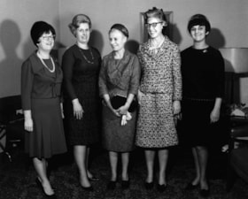 Pioneer Women/Reception with female MPs. - BLANSHAY, BERCOVITCH