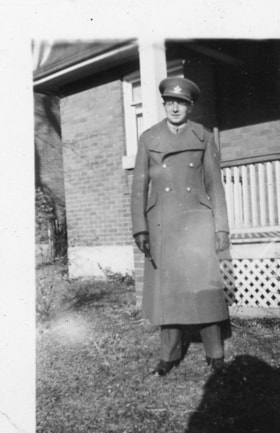 Ben Shapiro in uniform