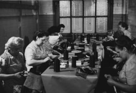 Women in needle trade, Toronto