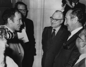Quebec/ PM P. TRUDEAU, S. KANEE, S. HAYES at Ottawa meeting
