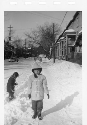 Beverly and Gordon Allice standing in the snow