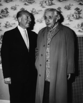 Albert EINSTEIN with Allan BRONFMAN, at a Canadian Friends of Hebrew University event, Princeton University