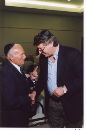 Saul Goldfarb and A.J. Frieman at an Ottawa Jewish Community Foundation event.
