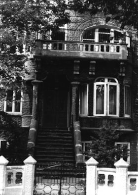 Jewish Public Library exterior, formerly on Esplanade Avenue, Montreal