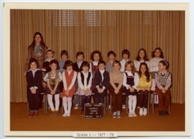 Hillel Academy Central School grade 2 class.