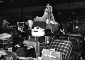 Israel publicity photos/immigration, settlement, ceremonies, etc.