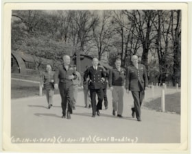 General Bradley with officers