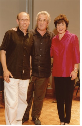 Pinchas Zuckerman with two unidentified people at an Ottawa Jewish Community Foundation event.