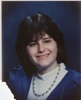 An unidentified young girl