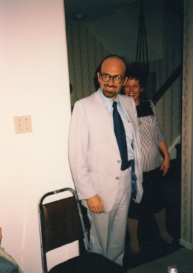 Rabbi Reuven Bulka and unidentified woman (1 photo)