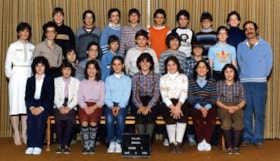 Hillel Academy grade 7 class.