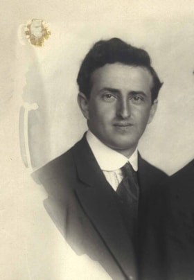 BELKIN, Simon