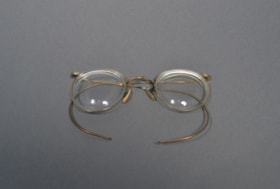 Eyeglasses